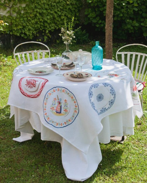 Nappe carrée "belles assiettes"