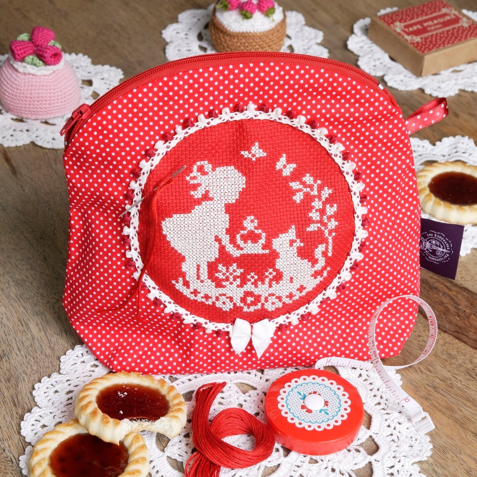 Les chouchous d’Élise, Création Point de Croix n°65