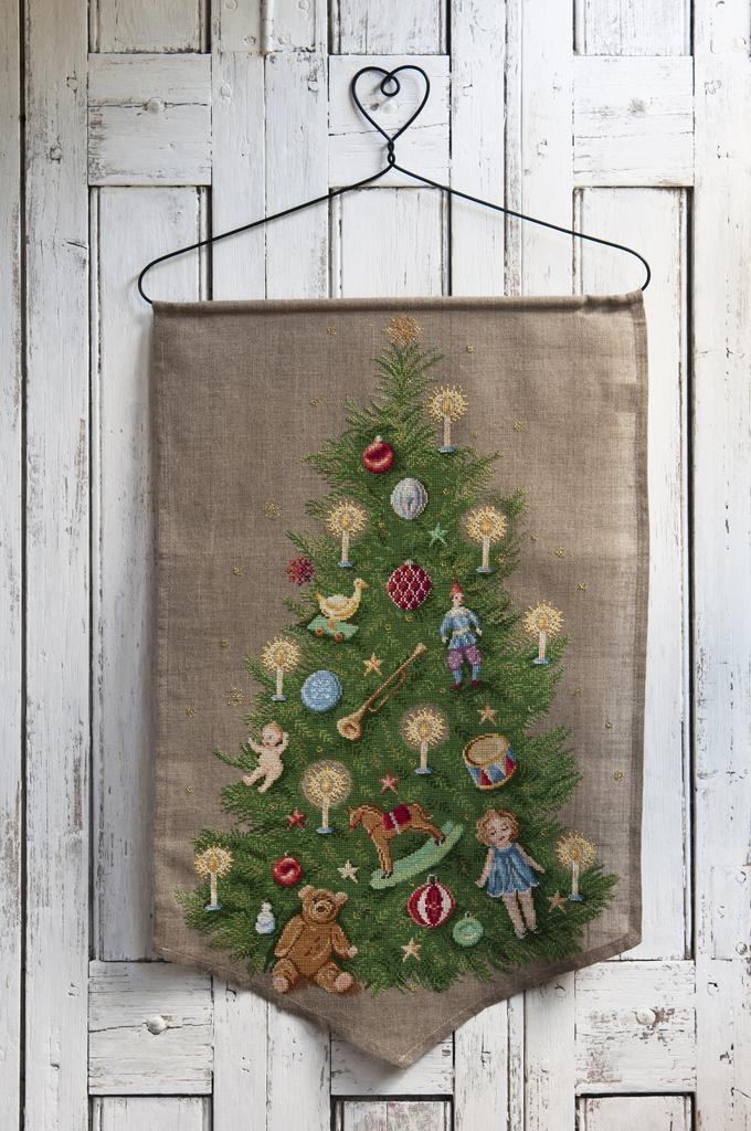 Mon joli sapin brodé !, Création Point de Croix n°097