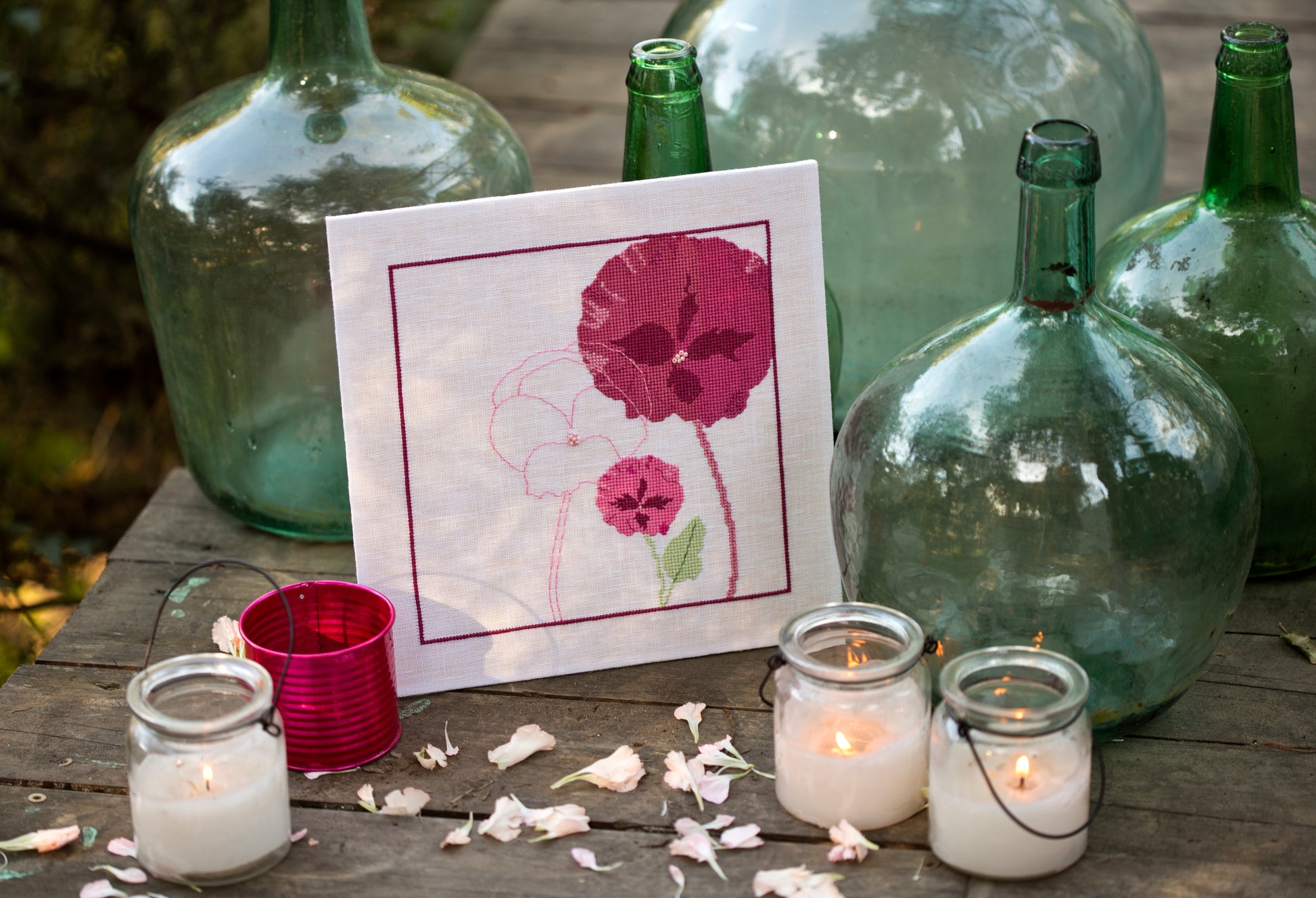 Fleurs brodées au point de croix