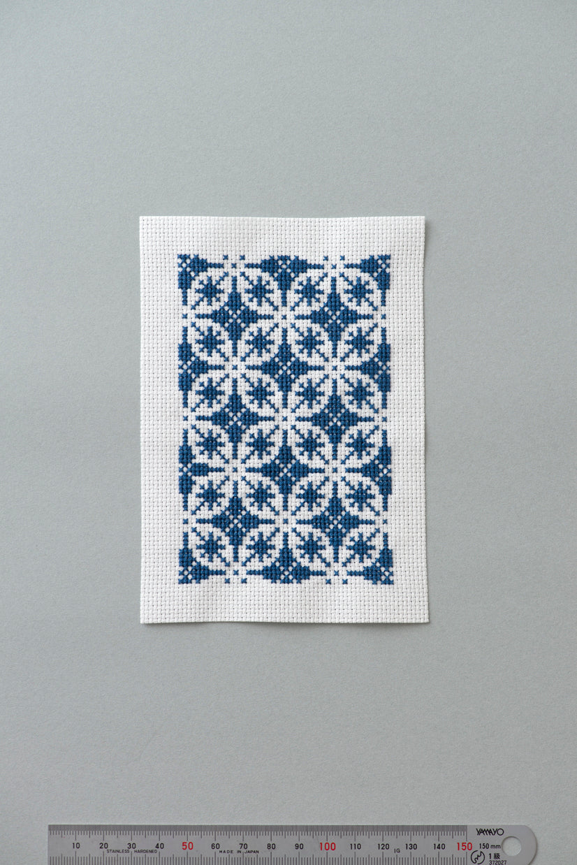 Motifs traditionnels japonais en point de croix - (précommande)