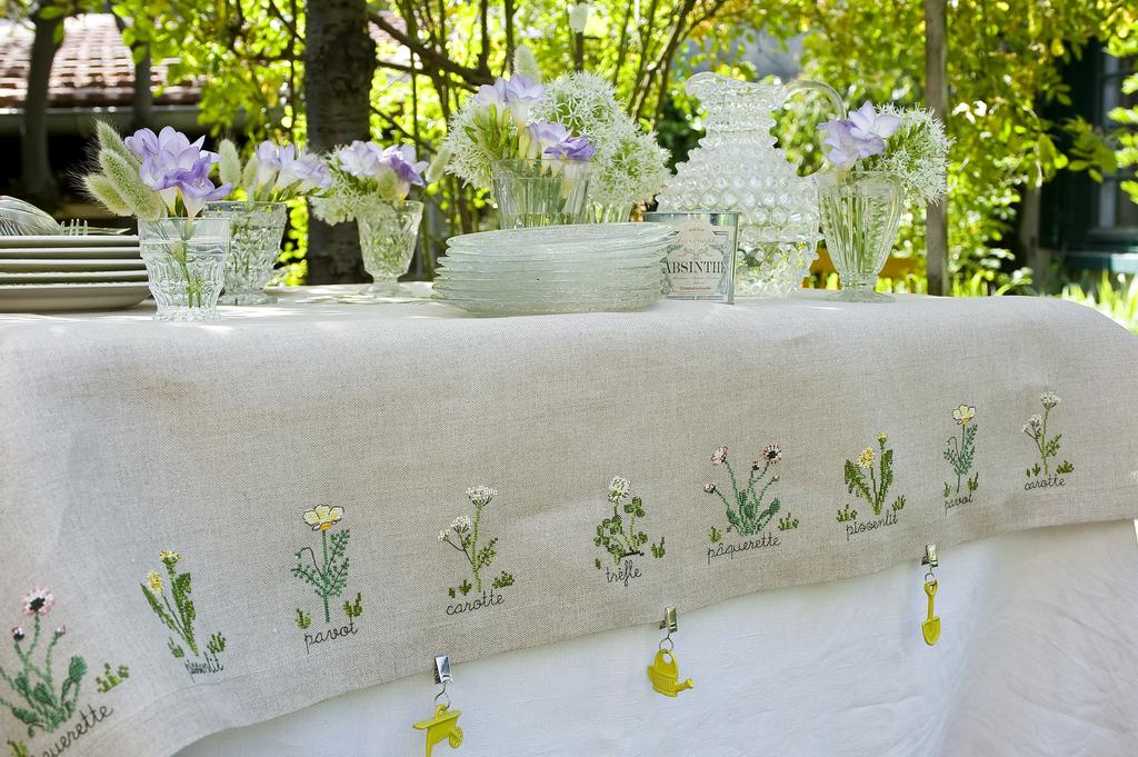 Nappe champêtre de Hélène Le Berre, Création Point de Croix n°011