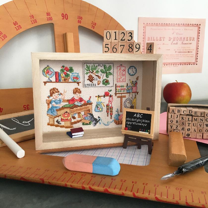 Ma petite école, Création Point de Croix n°108