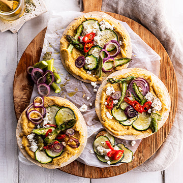 50 recettes printanières pour Cake Factory : pizzas, brunch de Pâques, tartes aux fruits, gâteaux du dimanche et goûter des Mille et Une Nuits.