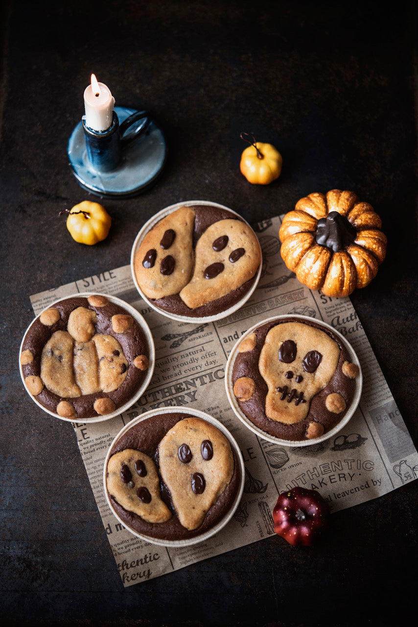 50 recettes automnales et hivernales pour Cake Factory : poires, agrumes, tourtes, pizzas, chocolat et recettes de fêtes. Commandez votre numéro 13.