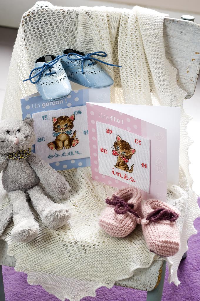 Découvrez Création Point de Croix N°08 (mars/avril 2011) de César Editions. Broderies printanières, motifs jardin, dentelles et créations point de croix pour bébés.