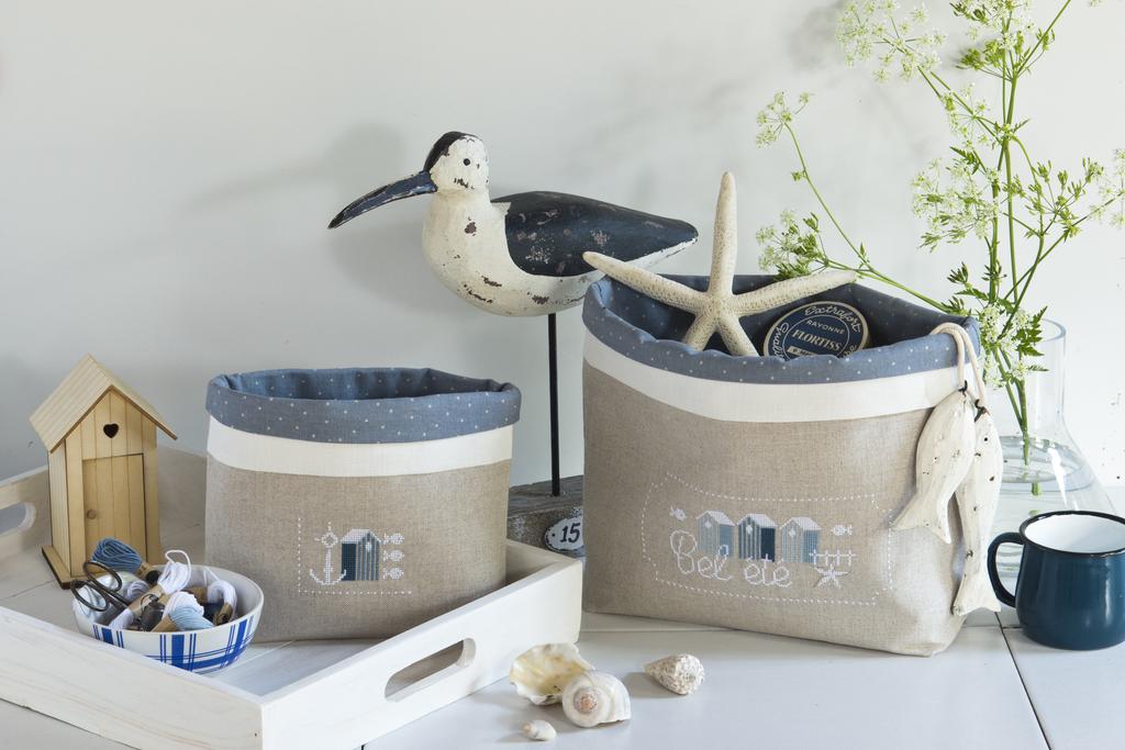 Magazine Création Point de Croix N°101 : phares, coquillages, Provence, trousse marinère et projets point de croix pour l’été 2023. César Editions.