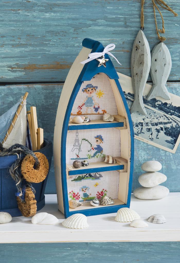 Magazine Création Point de Croix N°101 : phares, coquillages, Provence, trousse marinère et projets point de croix pour l’été 2023. César Editions.