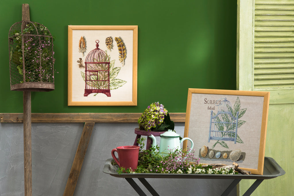Création Point de Croix N°58 Hors-Série : coquelicot, hortensia, clématite et fleurs du jardin. Grilles inédites de Véronique Enginger – César Editions.