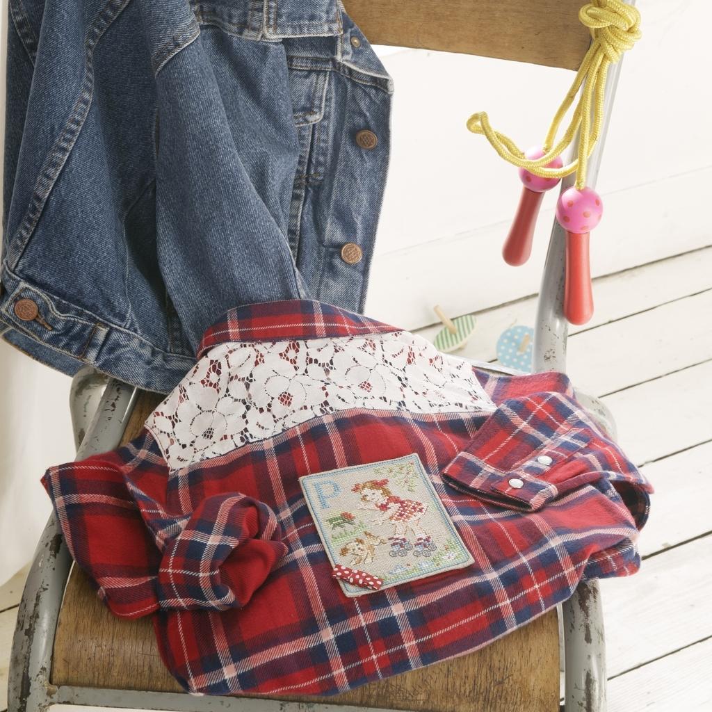 Création Point de Croix N°62 : motifs montagne, Tyrol, Sissi et Petit Chaperon Rouge. Grilles inédites hiver 2017 – César Editions.