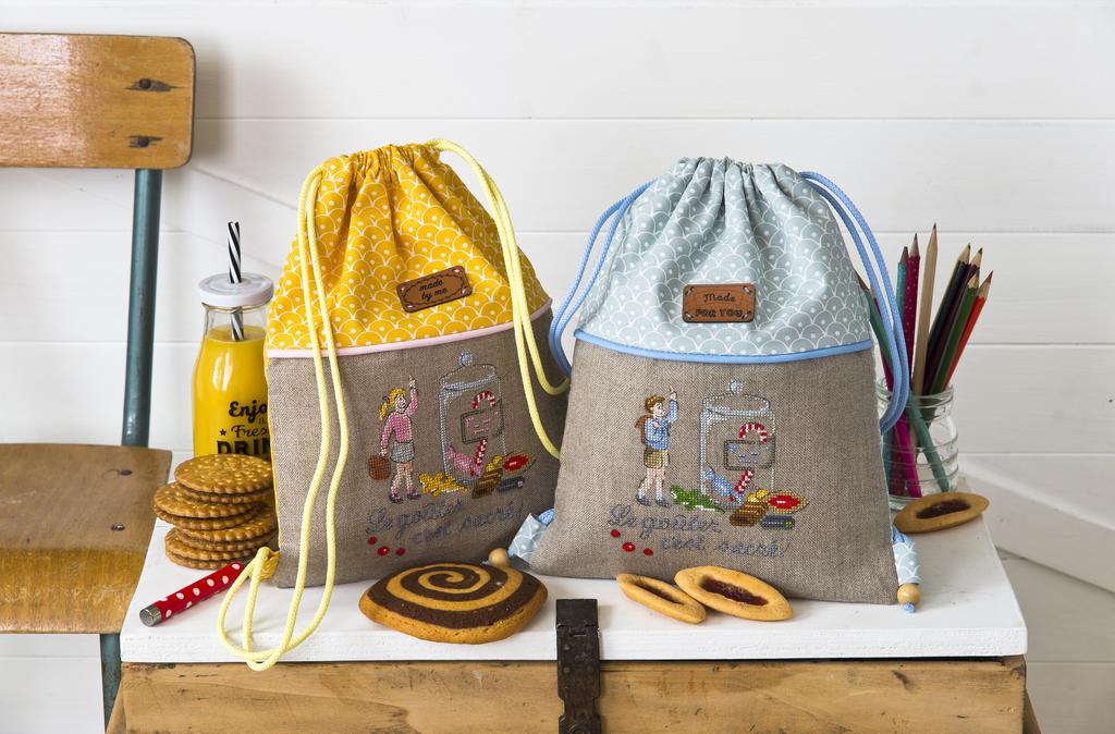 Création Point de Croix N°66 : grilles de point de croix sur le thème de la rentrée et de l'automne – rangement, accessoires scolaires et décoration. Sept/Oct 2017.