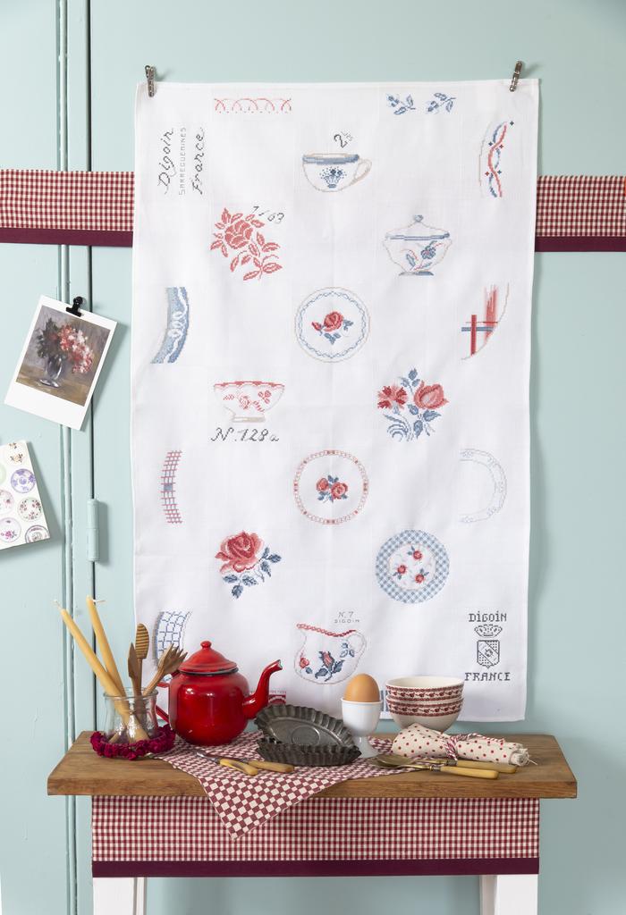 Découvrez le numéro 99 du magazine Création Point de Croix : motifs de Pâques, décorations de printemps et projets point de croix pour fêter la saison.