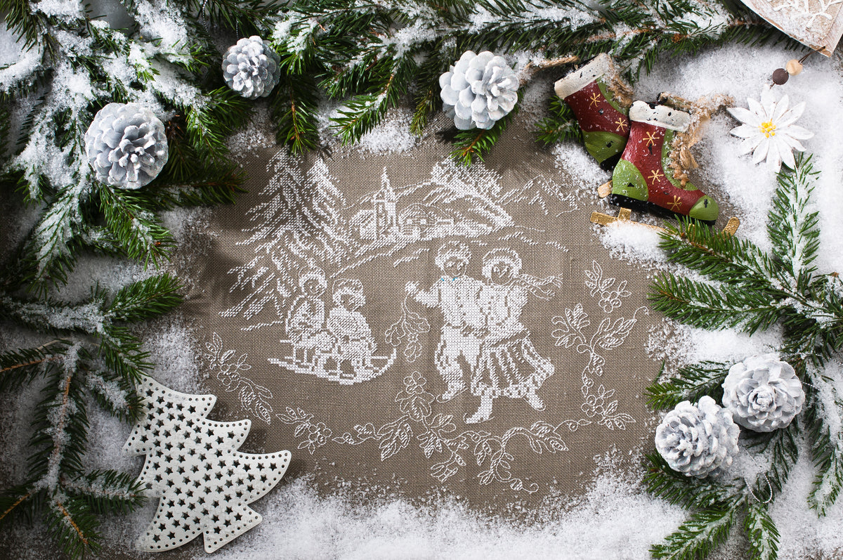 Découvrez Esprit de Famille, un magazine de broderie point de croix en hommage à l’art du fil : galons, rubans, mercerie et motifs intemporels. 