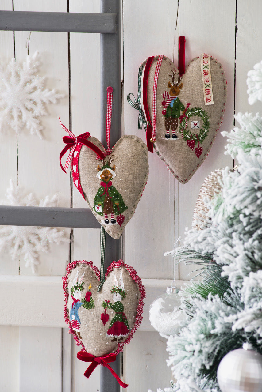 Mook point de croix : idées déco et cadeaux de Noël par Lilli Violette, Hélène Le Berre, Perrette Samouiloff et Véronique Enginger — modèles festifs pour tous niveaux.