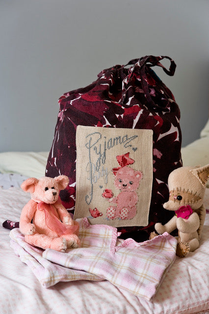 Mook point de croix : motifs ours en peluche pour enfants — Teddy Bear, ours polaire, petit ours brun — par Enginger, Samoüïloff, Lilli Violette et Réthoret.