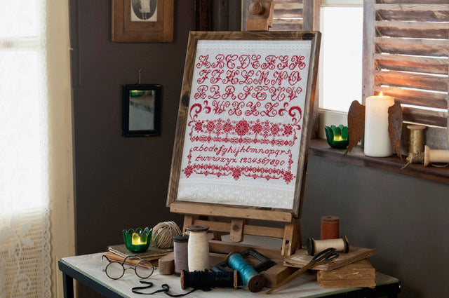 Marquoirs, samplers & belles lettres au point de croix
