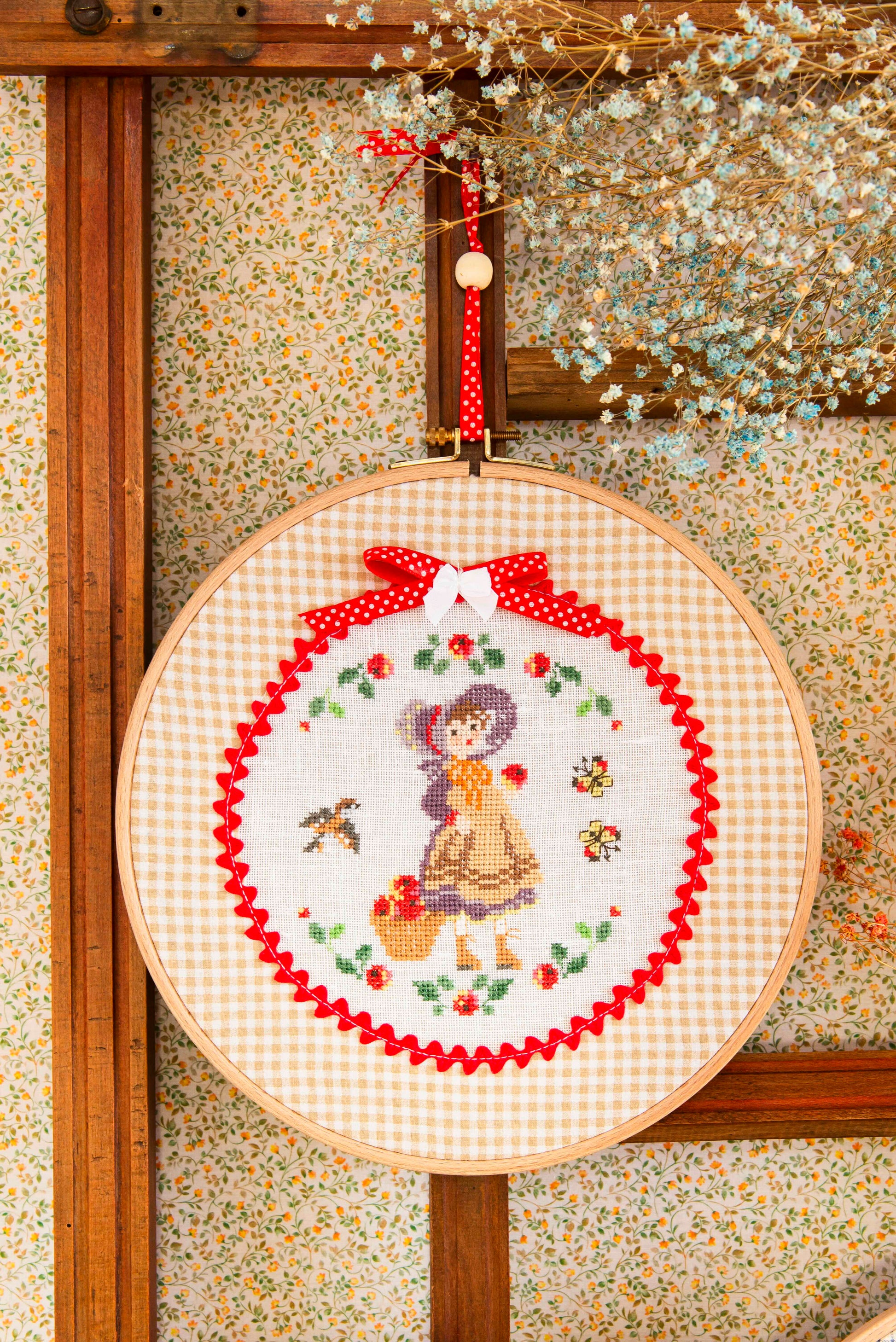 Rose "La petite fille au chapeau"