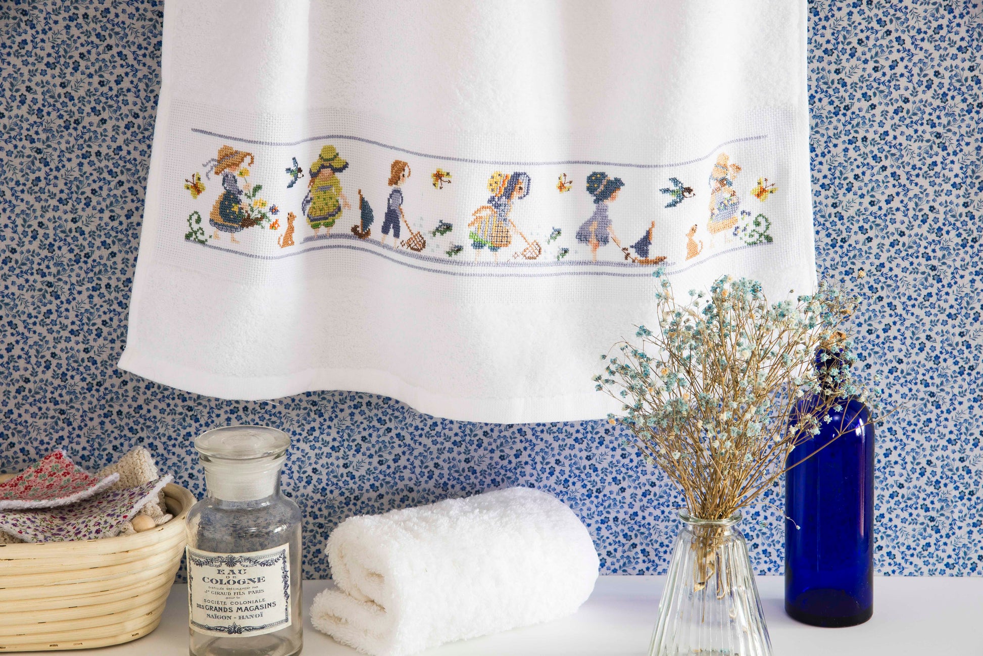 Rose "La petite fille au chapeau"