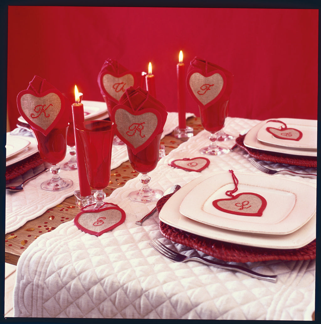 Mook point de croix : 20 grilles de Noël — décoration, table de fête, couronnes et petits cadeaux brodés pour un Noël douillet, gourmand et scintillant.