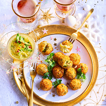 Spécial Fêtes avec Mon Robot & Moi N°02 : foie gras, bûches de Noël, plats de fête, galettes des rois et 50 recettes festives adaptées au Thermomix®.