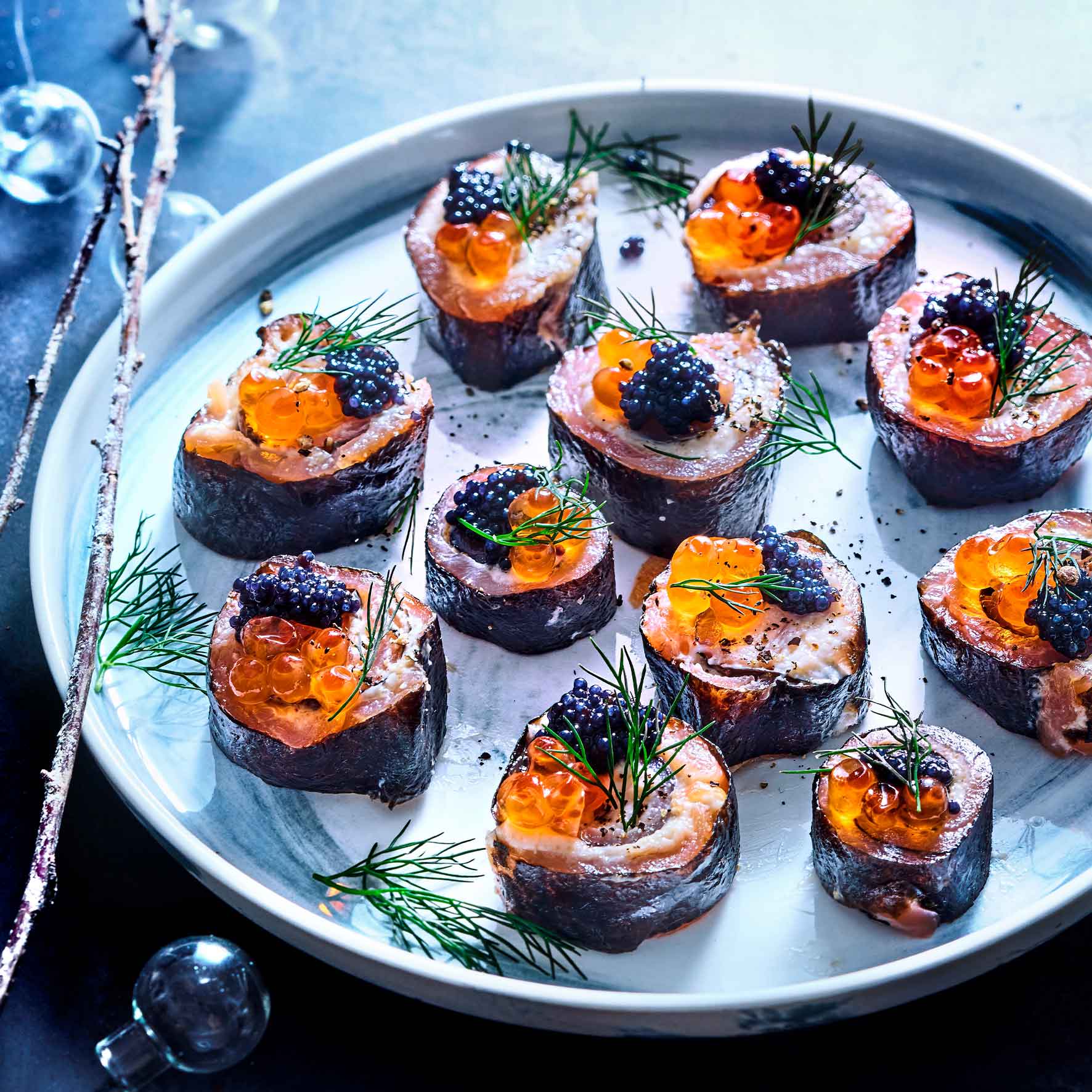 Spécial Hiver & Fêtes avec Mon Robot & Moi N°06 : entrées festives, plats mijotés, bûches, biscuits de Noël et recettes de saison adaptées au Thermomix®.
