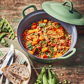 Découvrez le numéro 42 de Mon Robot ce Héros : légumes printaniers, agneau, recettes light, batchcooking, desserts à la rhubarbe et aux fraises. Cuisinez le printemps avec votre Cookeo !