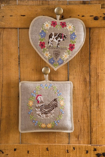 Mook point de croix : 22 modèles champêtres inédits — animaux de ferme, étiquettes, recettes et motifs terroir à broder.