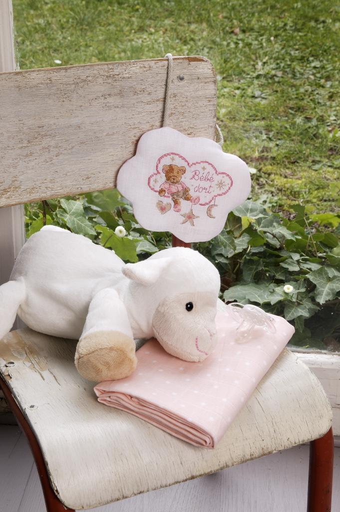 Le gardien de ses rêves de Véronique Enginger, Création Point de Croix n°049