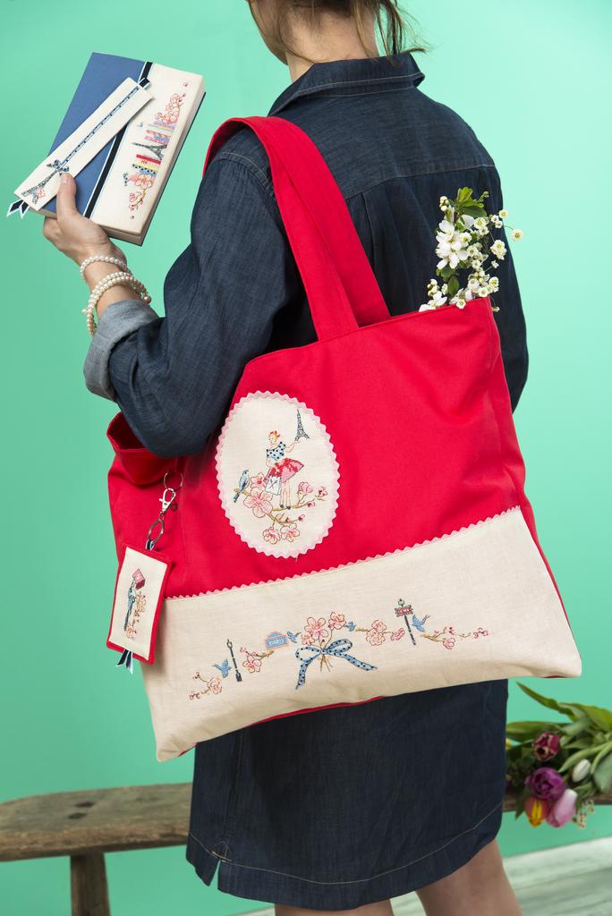 Sac et protège livre de poche, Création Point de Croix n°057