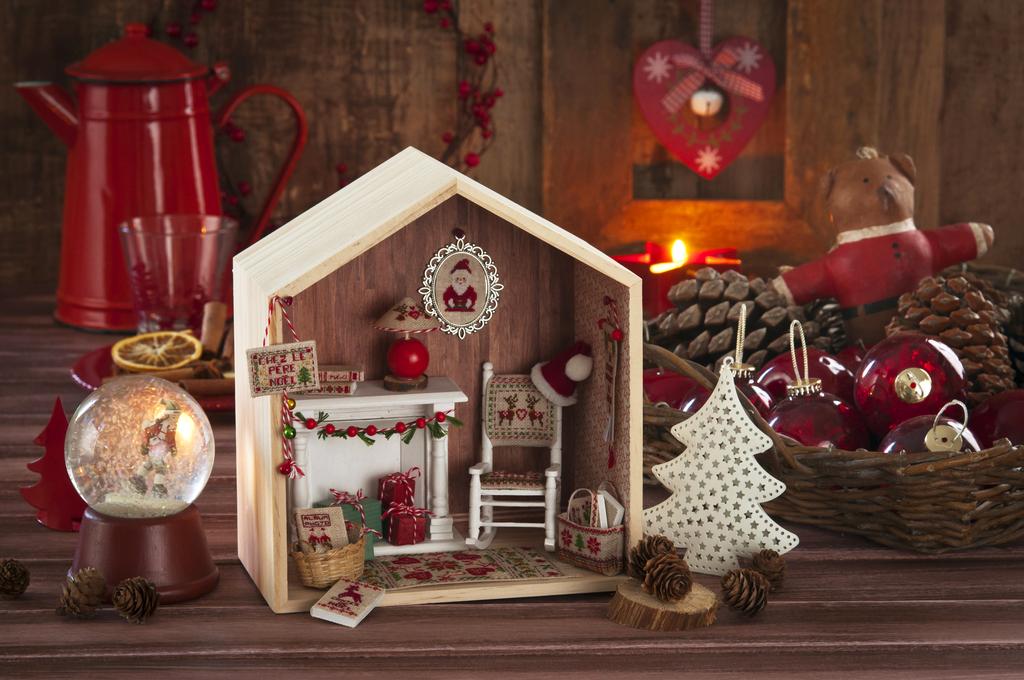 Maison du Papa Noël, Création Point de Croix n°067