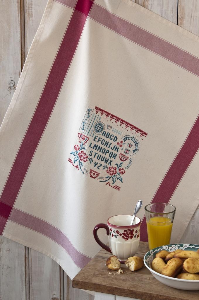 Torchon abécédaire Digoin ! Création Point de Croix n°075