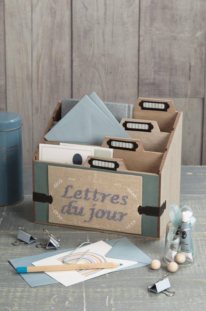 Lettres d’un jour, Création Point de Croix n°080