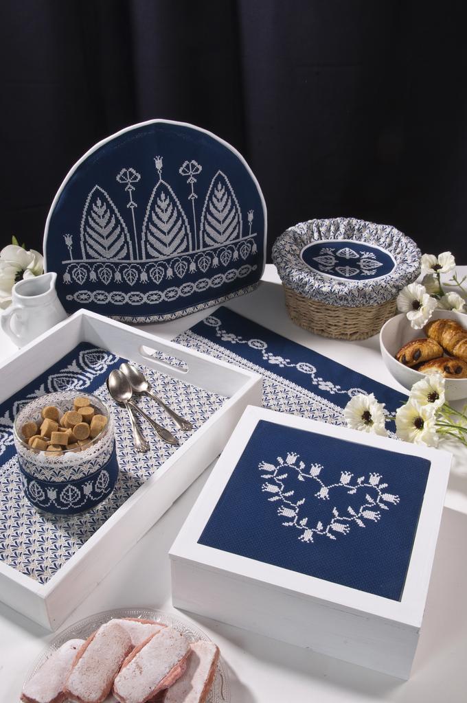Wedgwood au goûter ?, Création Point de Croix n°098