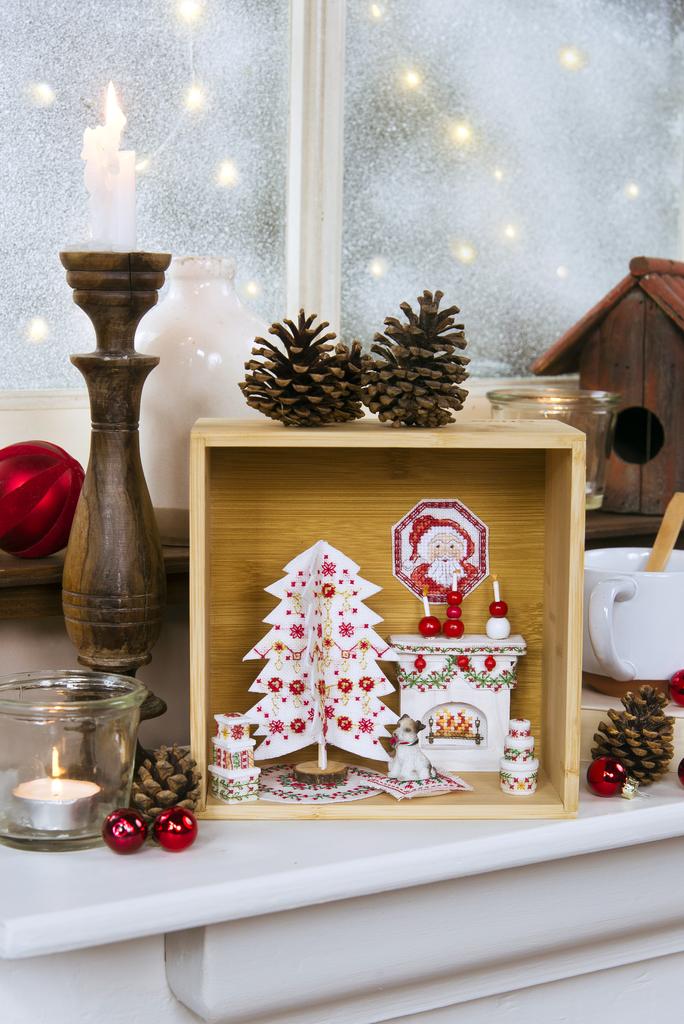 Vitrine de Noël, Création Point de Croix n°109