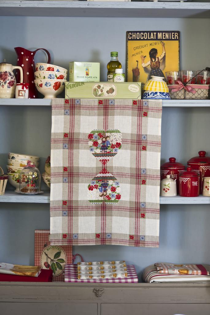 Torchon Le cœur de l’été de Perrette Samouiloff, Création Point de Croix n°031