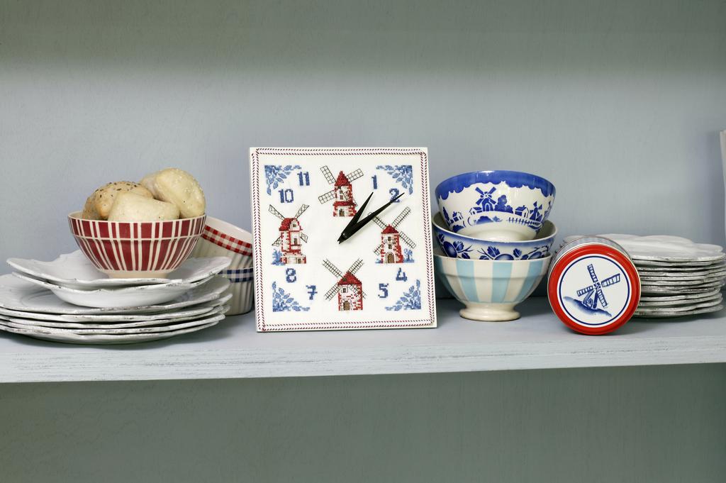 Le temps des moulins de Véronique Enginger, Création Point de Croix n°032