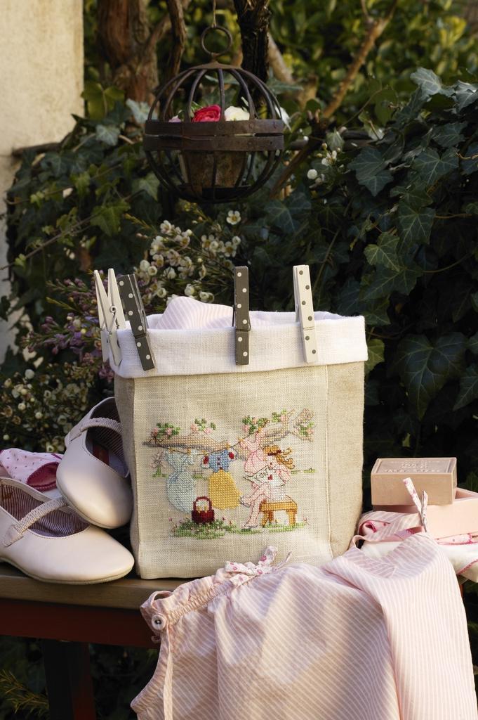 Pour mes pinces à linge de Valérie Côme, Création Point de Croix n°037