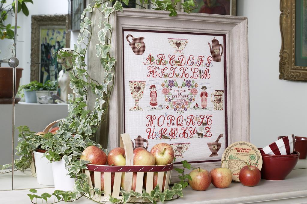 ABC & appliqué facile de Marie-Anne Réthoret, Création Point de Croix n°039