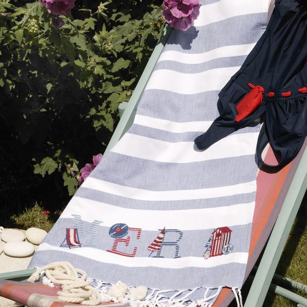 Drap de mer « Rivages » de Véronique Enginger, Création Point de Croix n°040