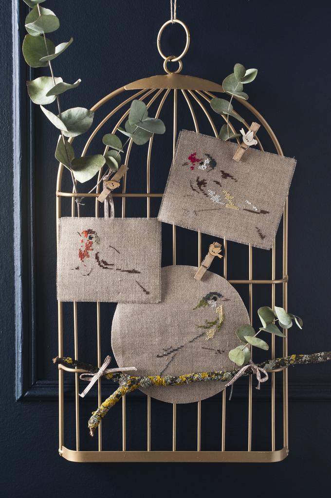 Trois oiseaux pour fêter le printemps, Création Point de Croix n°064