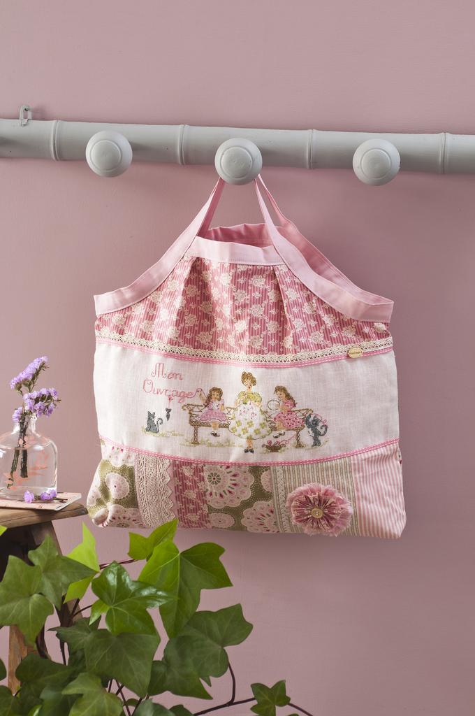 Mon premier cabas à ouvrage, Création Point de Croix n°064