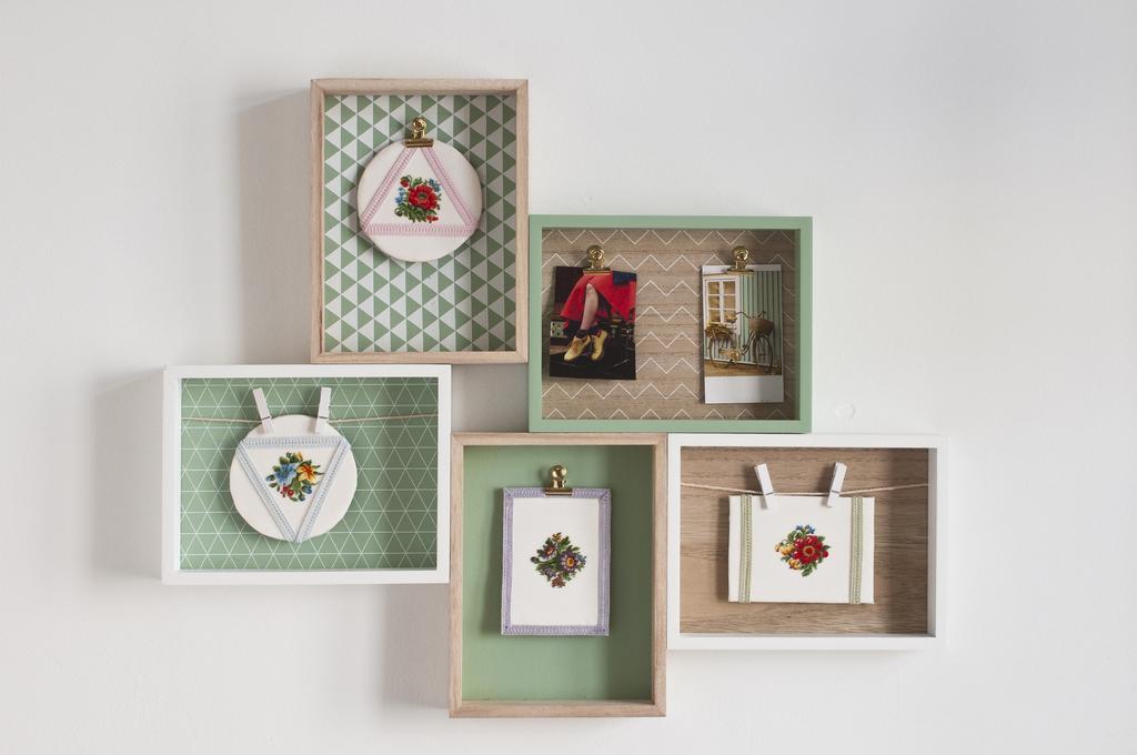 Des tableaux de broderies fleuries, Création Point de Croix n°064